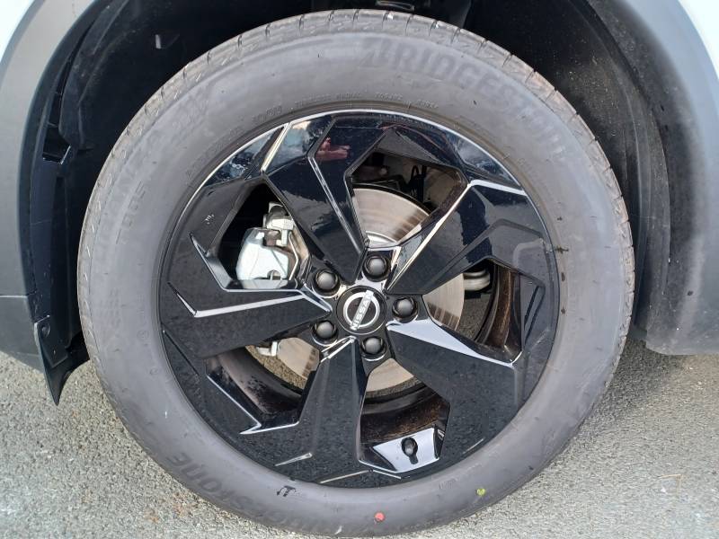 Nissan Qashqai - VP Mild Hybrid 140 ch Shadow