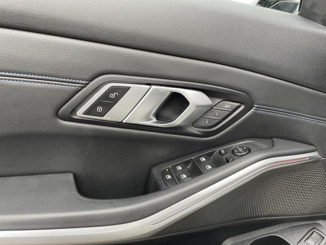 BMW Série 3 - TOURING G21 330d XDrive 265 ch BVA8 M Sport KILOMETRAGE GARANTI ET HISTORIQUE !!